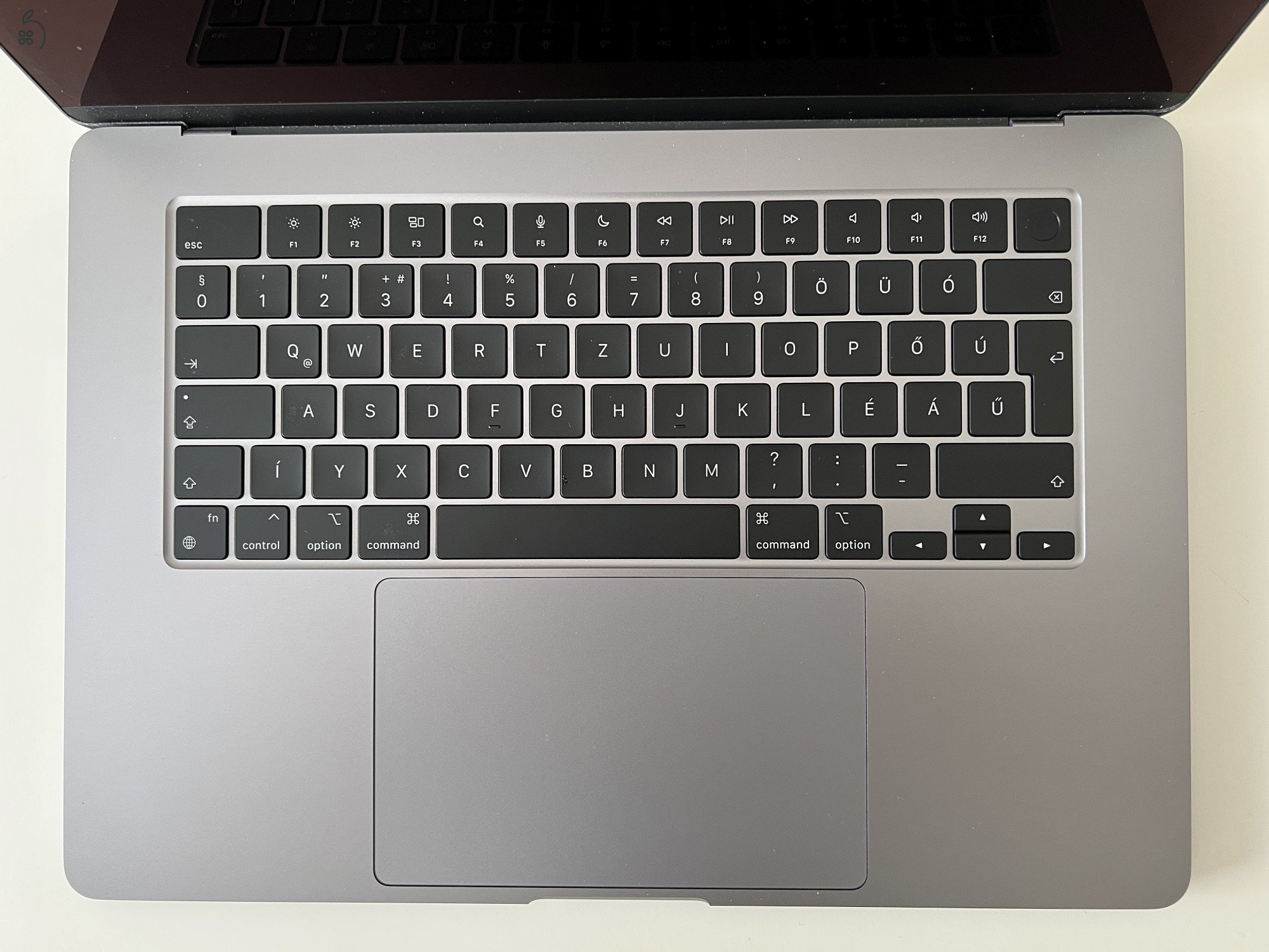 Eladó: Macbook Air 15