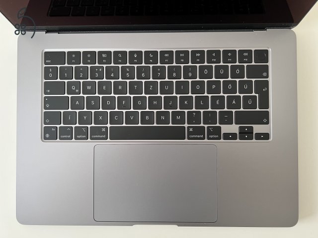 Eladó: Macbook Air 15