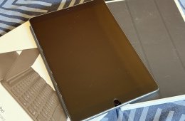 Használt iPad Pro 10.”5 cellular - 64GB + Apple Smart Keyboard + Apple Smart Cover