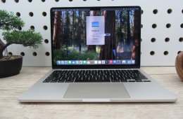 Apple Macbook Air 13 M2 - 2022 - Használt, karcmentes
