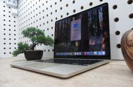 Apple Macbook Air 13 M2 - 2022 - Használt, karcmentes