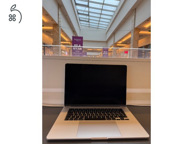 Újszerű Apple MacBook Air 15