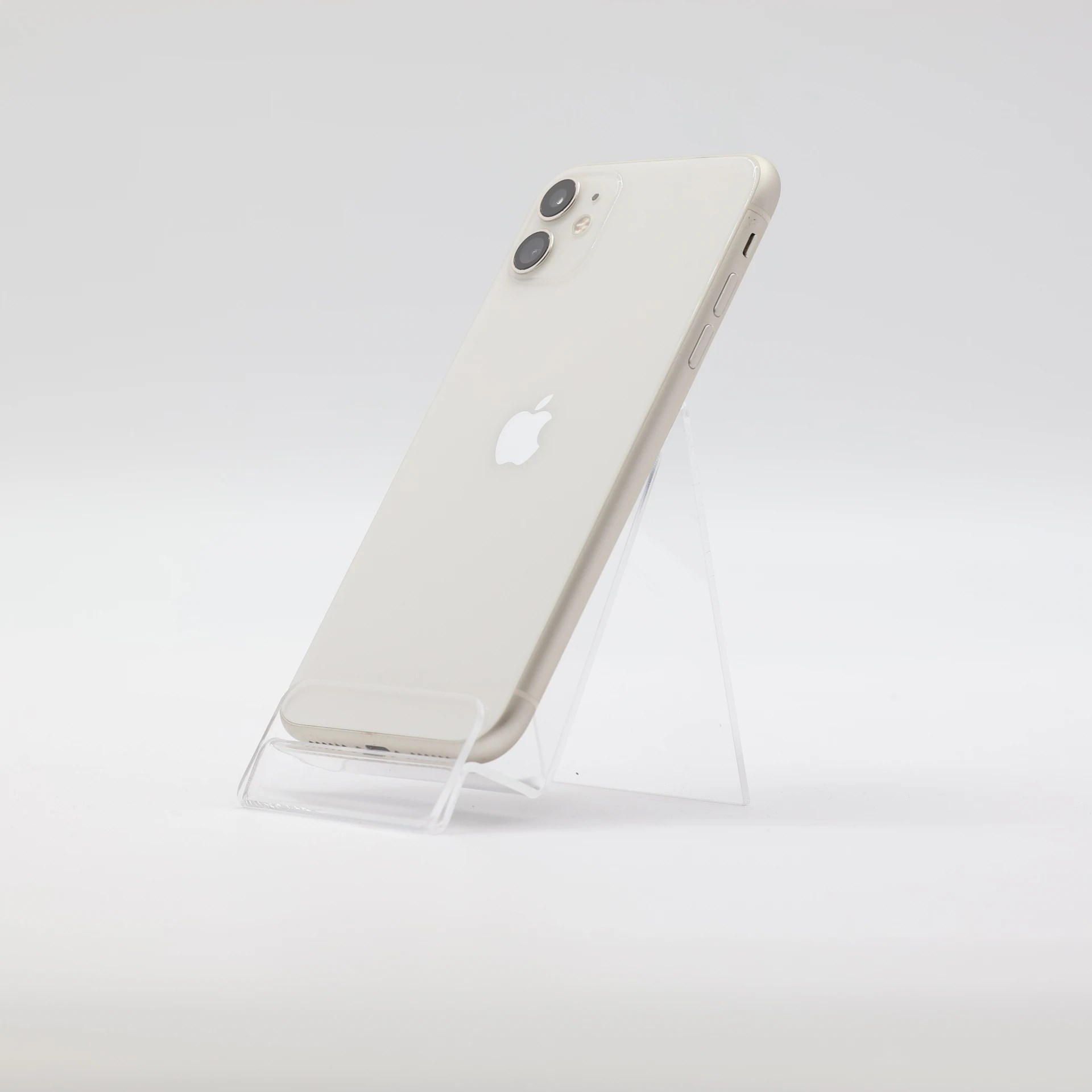 + Ajándékkal és 1 év garanciával! Felújított iPhone 11 64 GB White