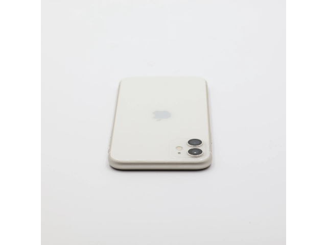 + Ajándékkal és 1 év garanciával! Felújított iPhone 11 64 GB White