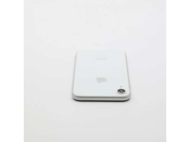 + Ajándékkal és 1 év garanciával! Felújított iPhone XR 128 GB White