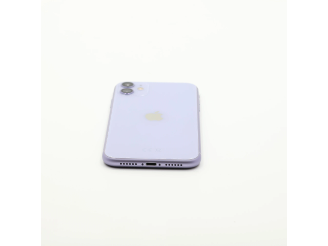 + Ajándékkal és 1 év garanciával! Felújított iPhone 11 64 GB Purple
