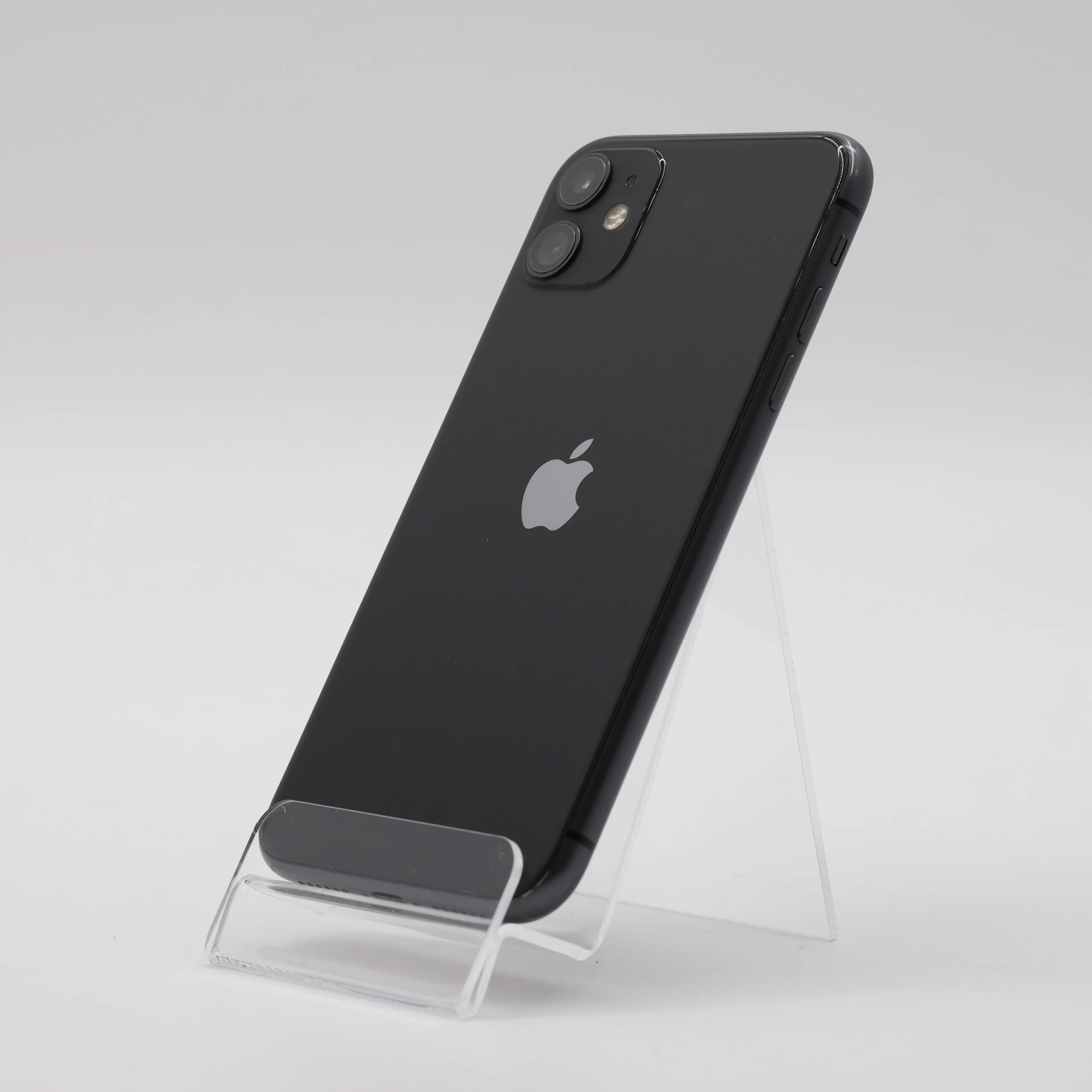 + Ajándékkal és 1 év garanciával! Felújított iPhone 11 64 GB Black