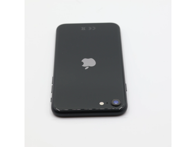 + Ajándékkal és 1 év garanciával! Felújított iPhone SE (2020) 64 GB Black
