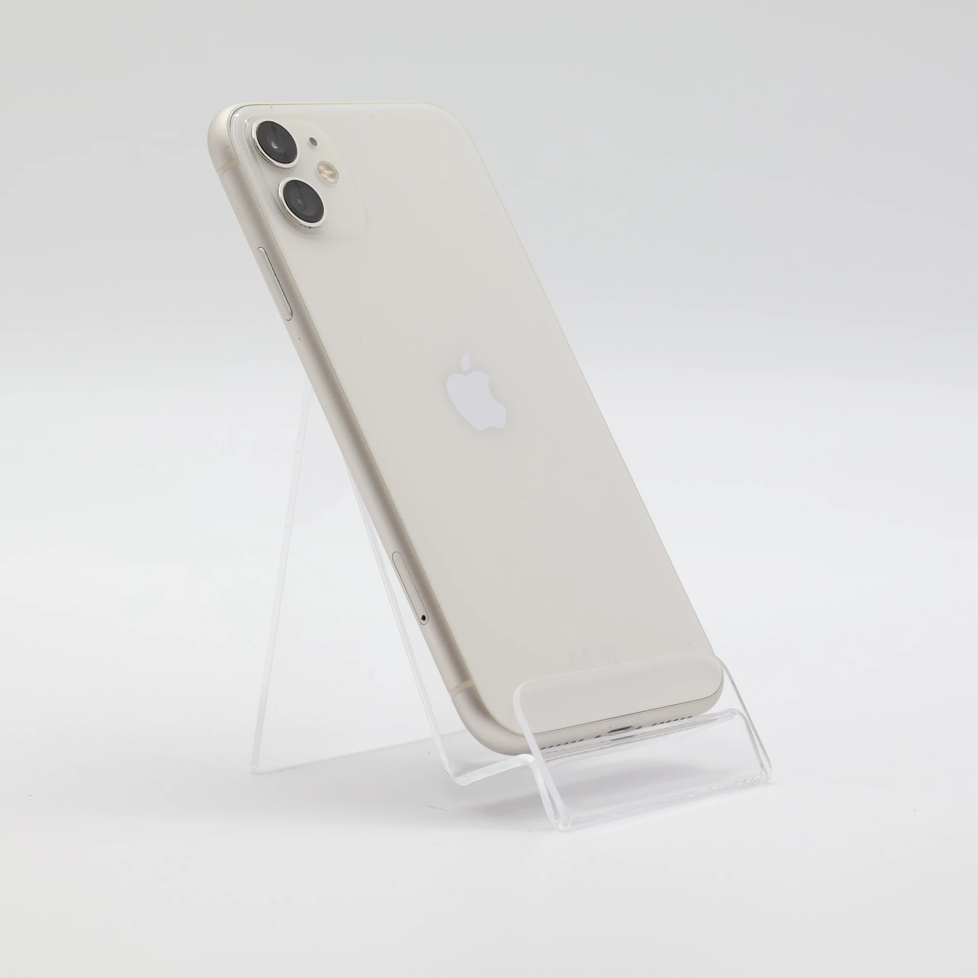 + Ajándékkal és 1 év garanciával! Felújított iPhone 11 128 GB White