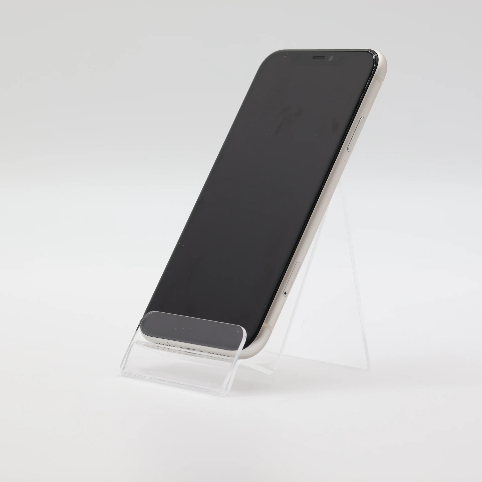 + Ajándékkal és 1 év garanciával! Felújított iPhone 11 128 GB White