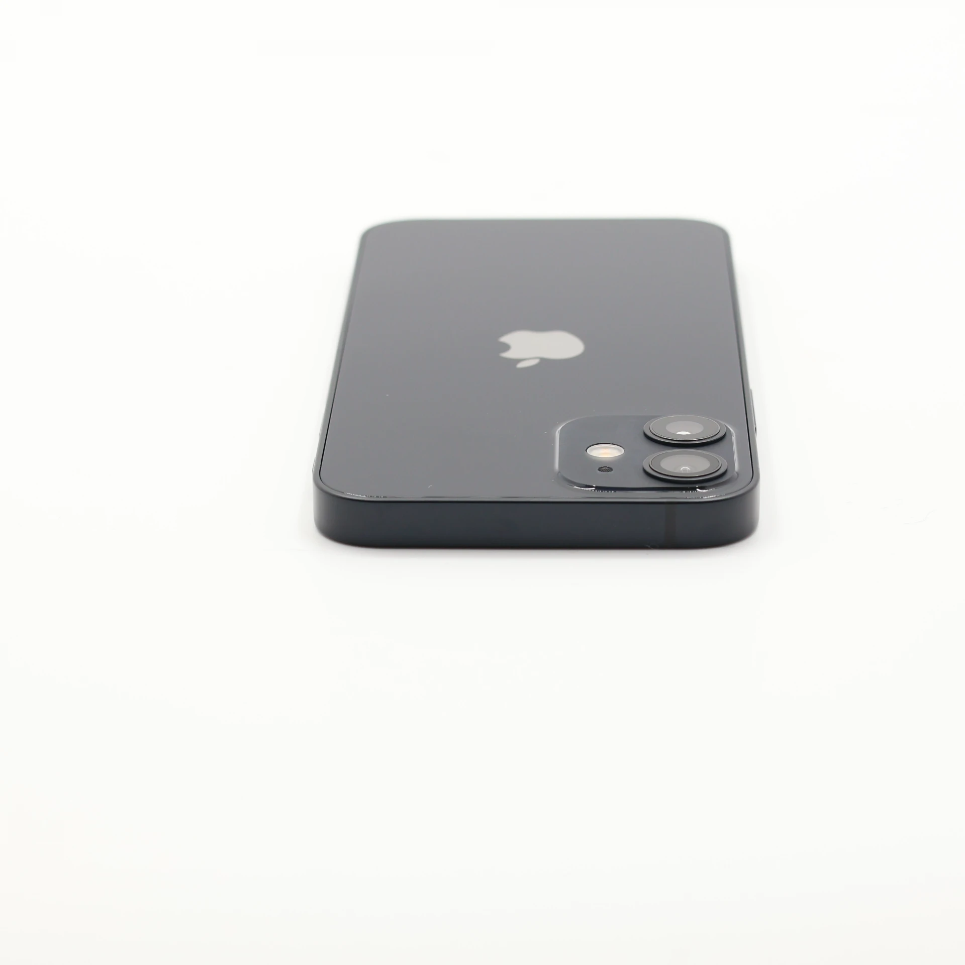 + Ajándékkal és 1 év garanciával! Felújított iPhone 12 Mini 64 GB Black