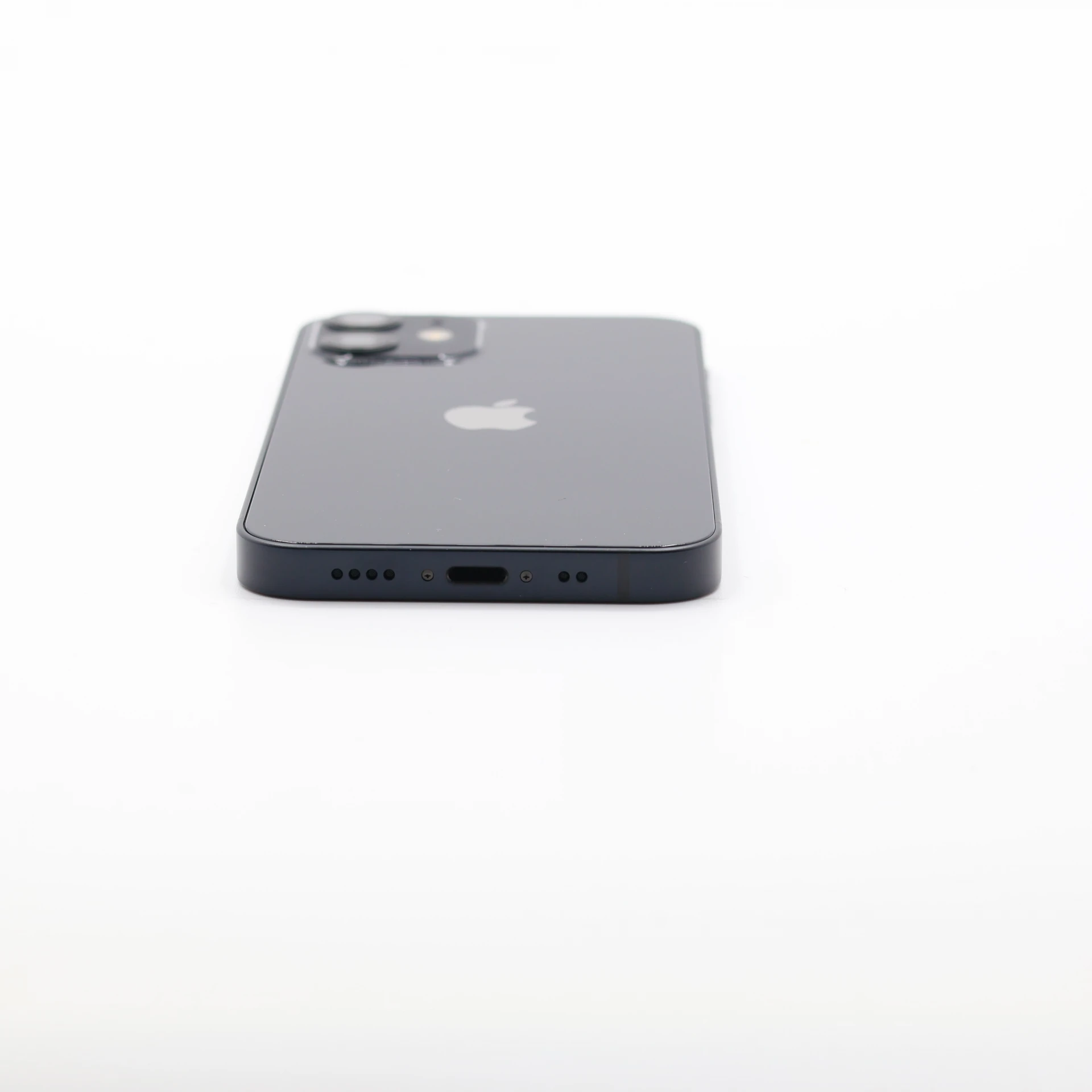 + Ajándékkal és 1 év garanciával! Felújított iPhone 12 Mini 64 GB Black