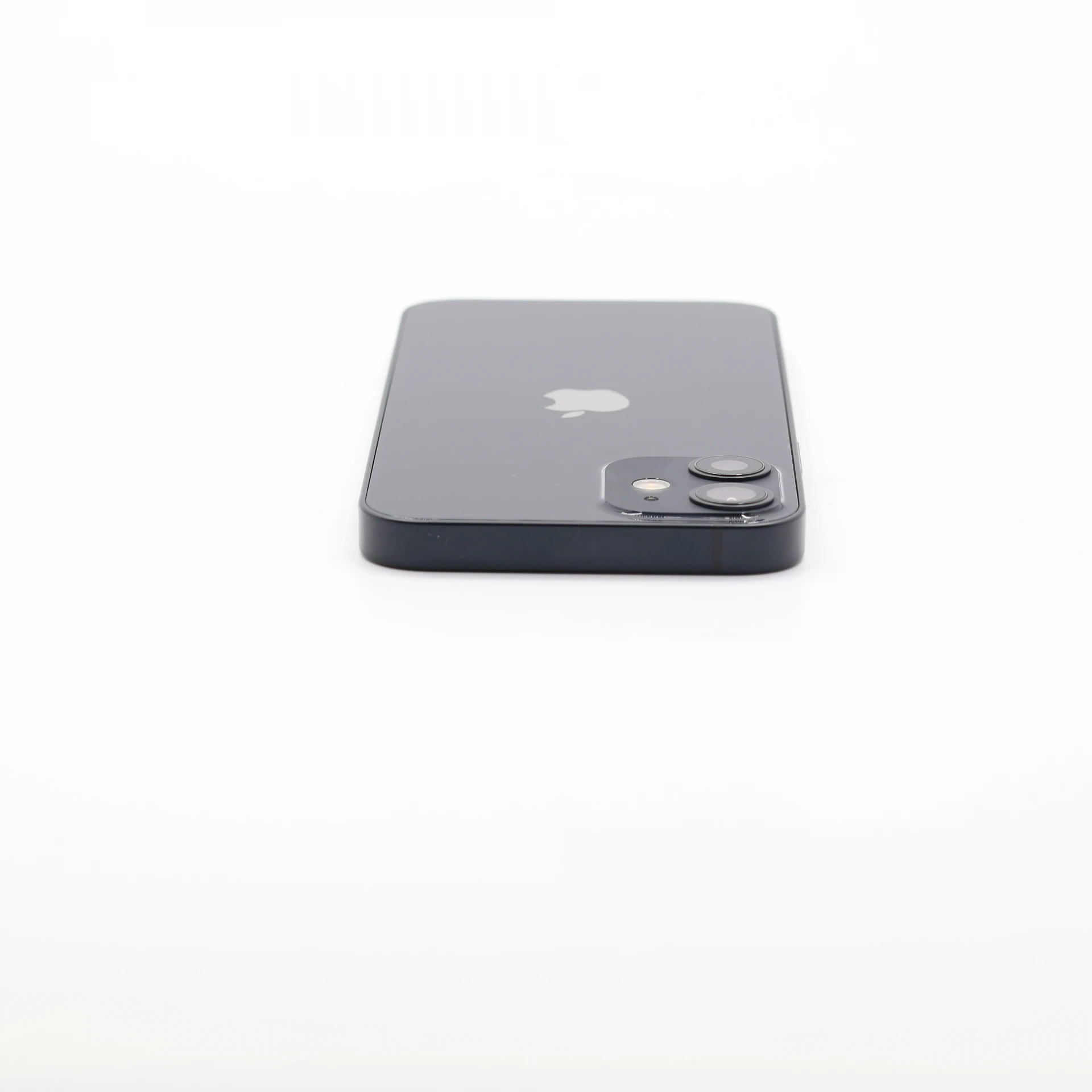 + Ajándékkal és 1 év garanciával! Felújított iPhone 12 Mini 64 GB Black