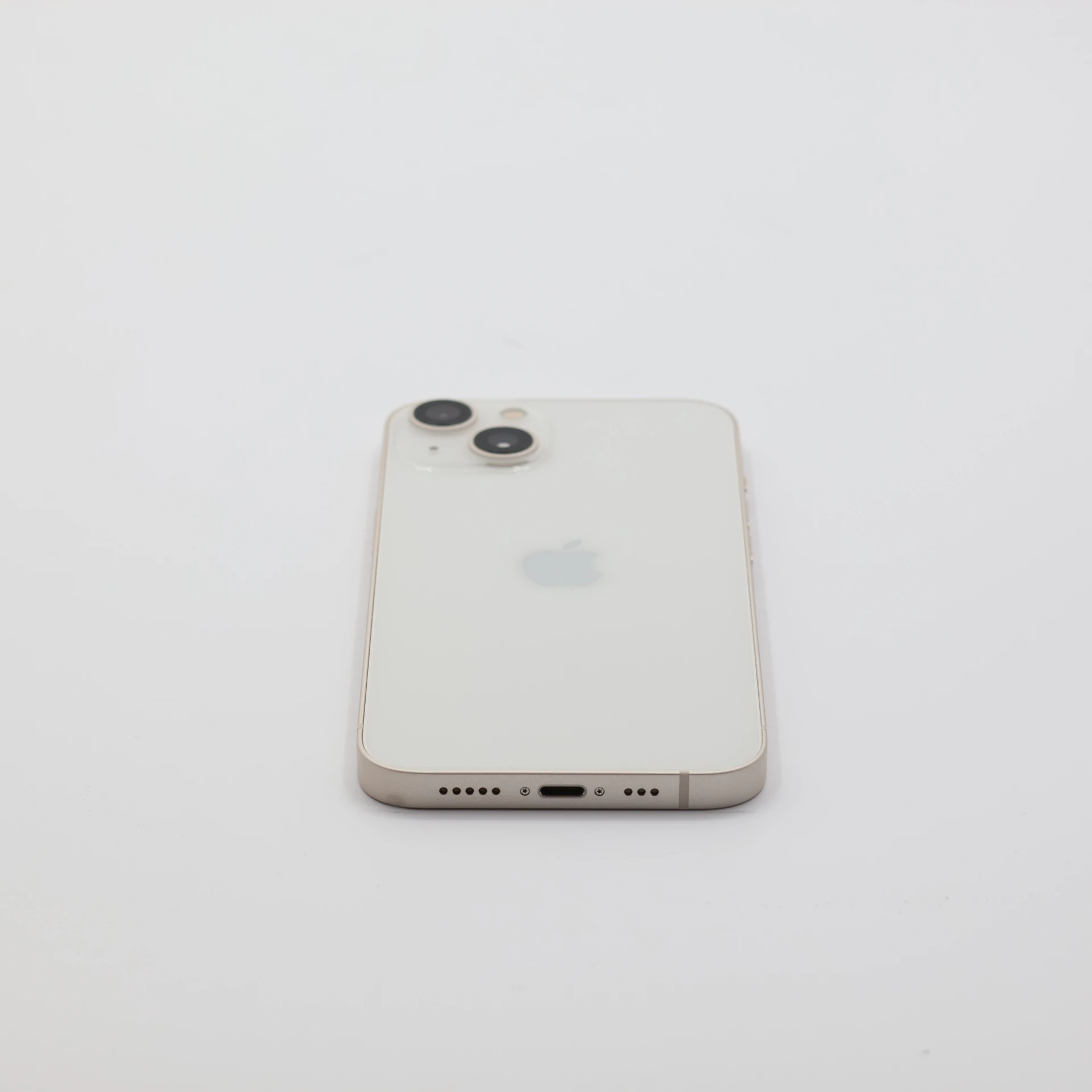 + Ajándékkal és 1 év garanciával! Felújított iPhone 13 128 GB Starlight