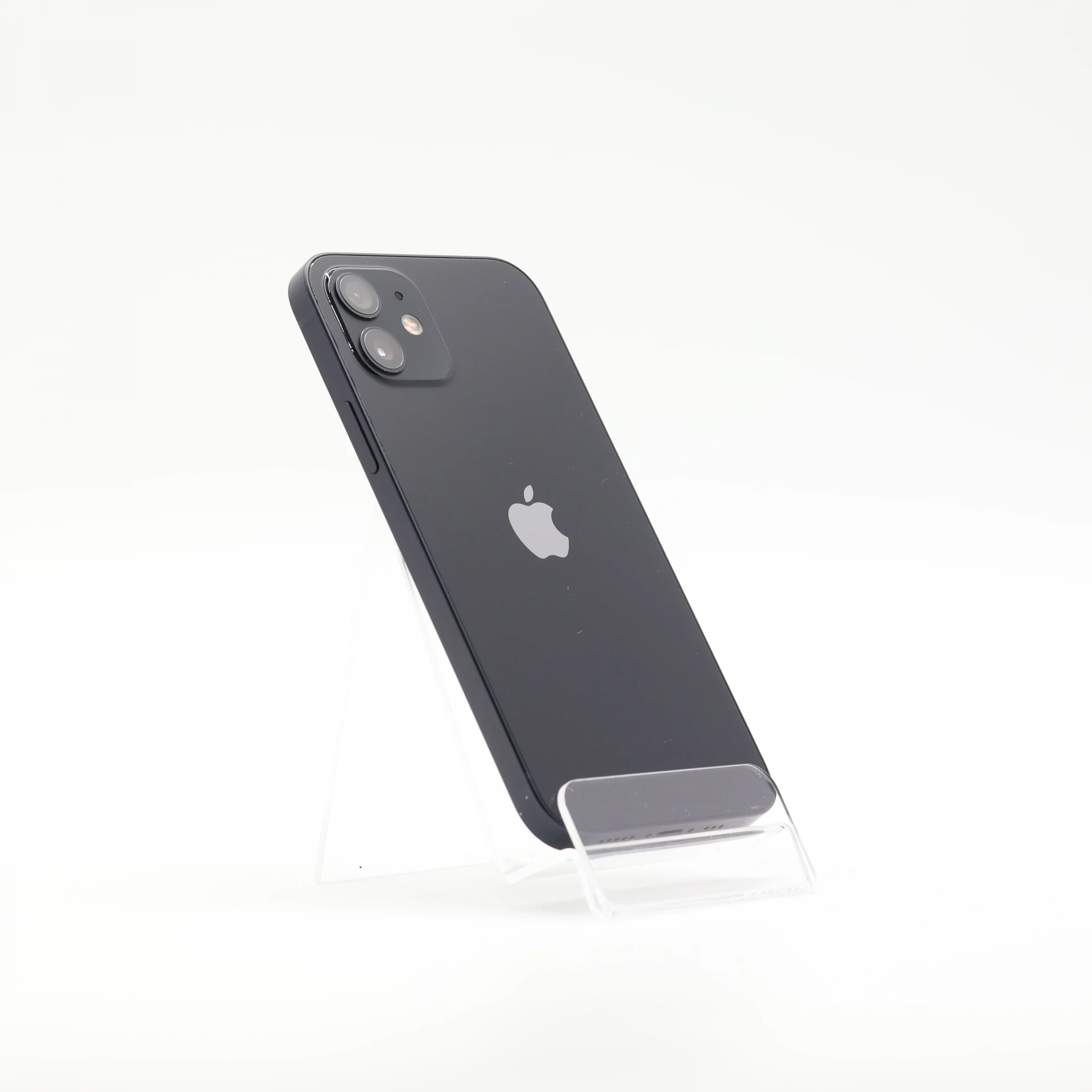 + Ajándékkal és 1 év garanciával! Felújított iPhone 12 64 GB Black
