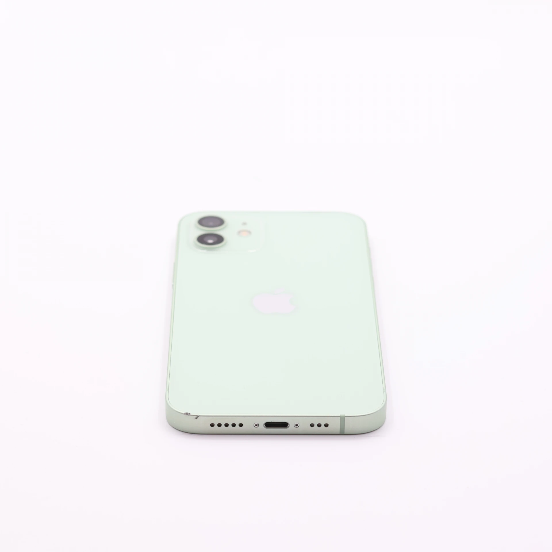 + Ajándékkal és 1 év garanciával! Felújított iPhone 12 64 GB Green