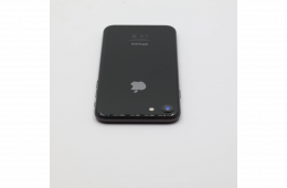 + Ajándékkal és 1 év garanciával! Felújított iPhone 8 64 GB Black