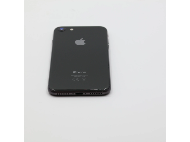 + Ajándékkal és 1 év garanciával! Felújított iPhone 8 64 GB Black