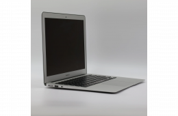 1 év garanciával! Felújított Apple Macbook AIR i5 2015 128 GB Silver