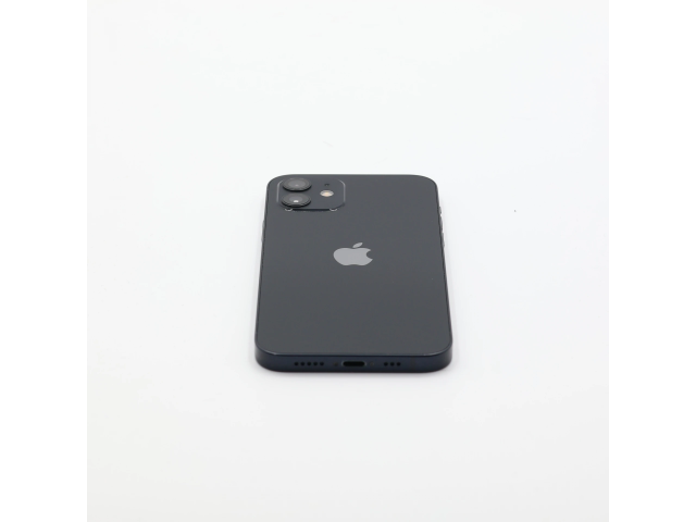 + Ajándékkal és 1 év garanciával! Felújított iPhone 12 128 GB Black