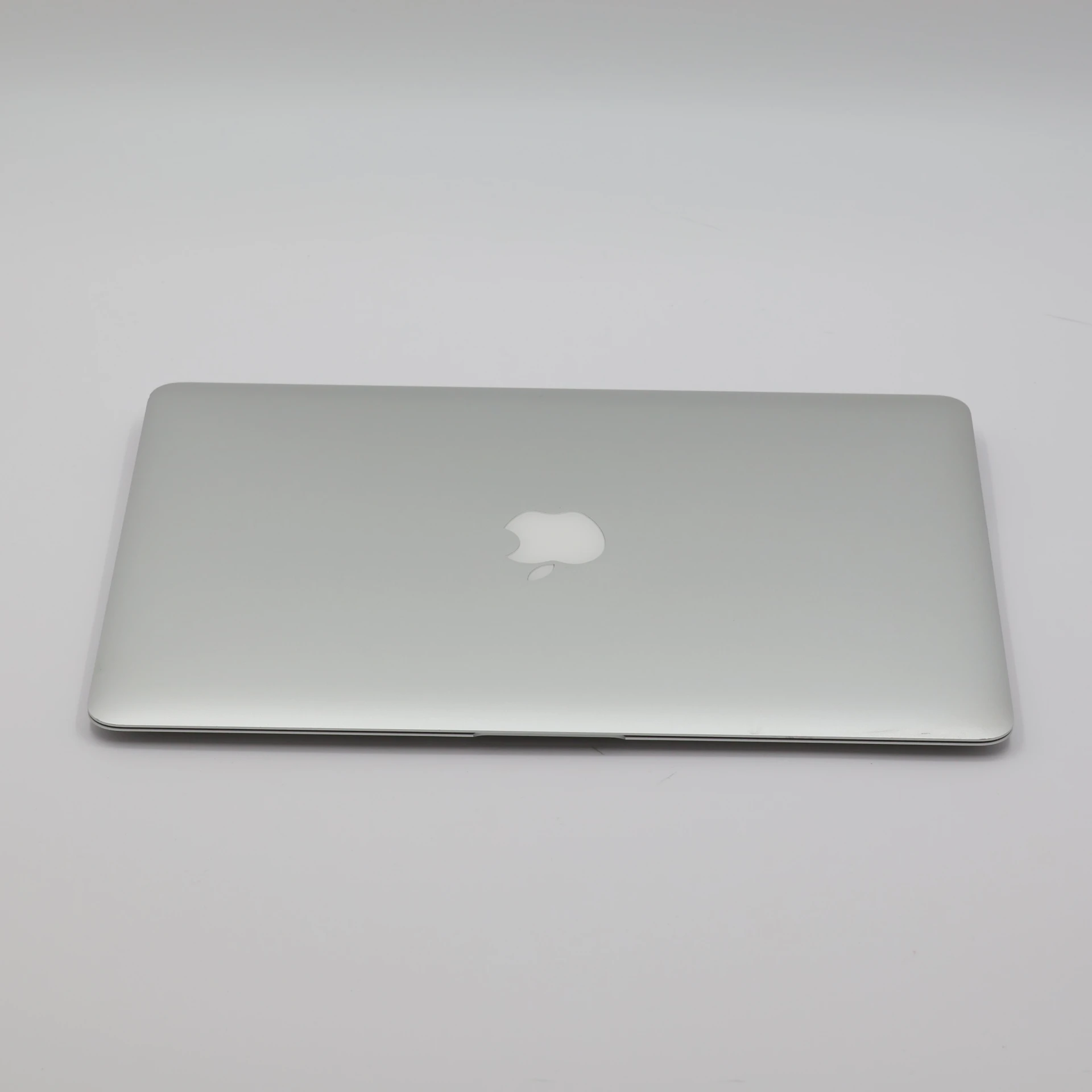 1 év garanciával! Felújított Apple Macbook AIR i5 2013 256 GB Silver