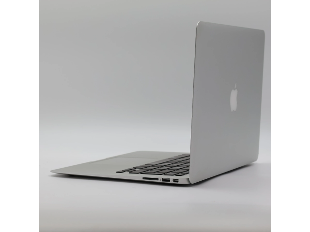 1 év garanciával! Felújított Apple Macbook AIR i5 2013 256 GB Silver