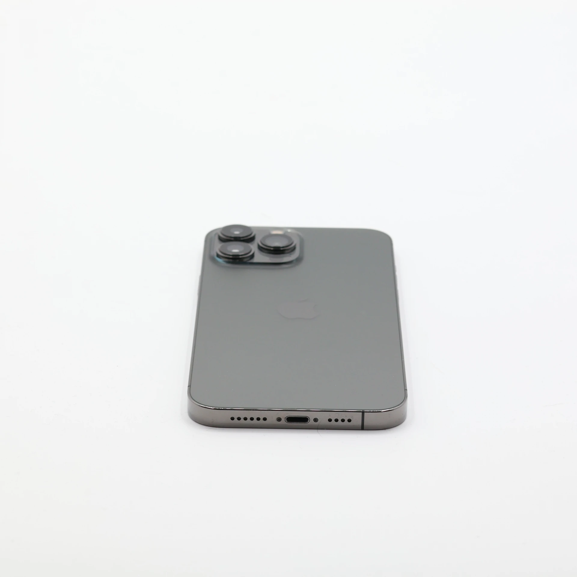 + Ajándékkal és 1 év garanciával! Felújított iPhone 13 Pro Max 512 GB Graphite