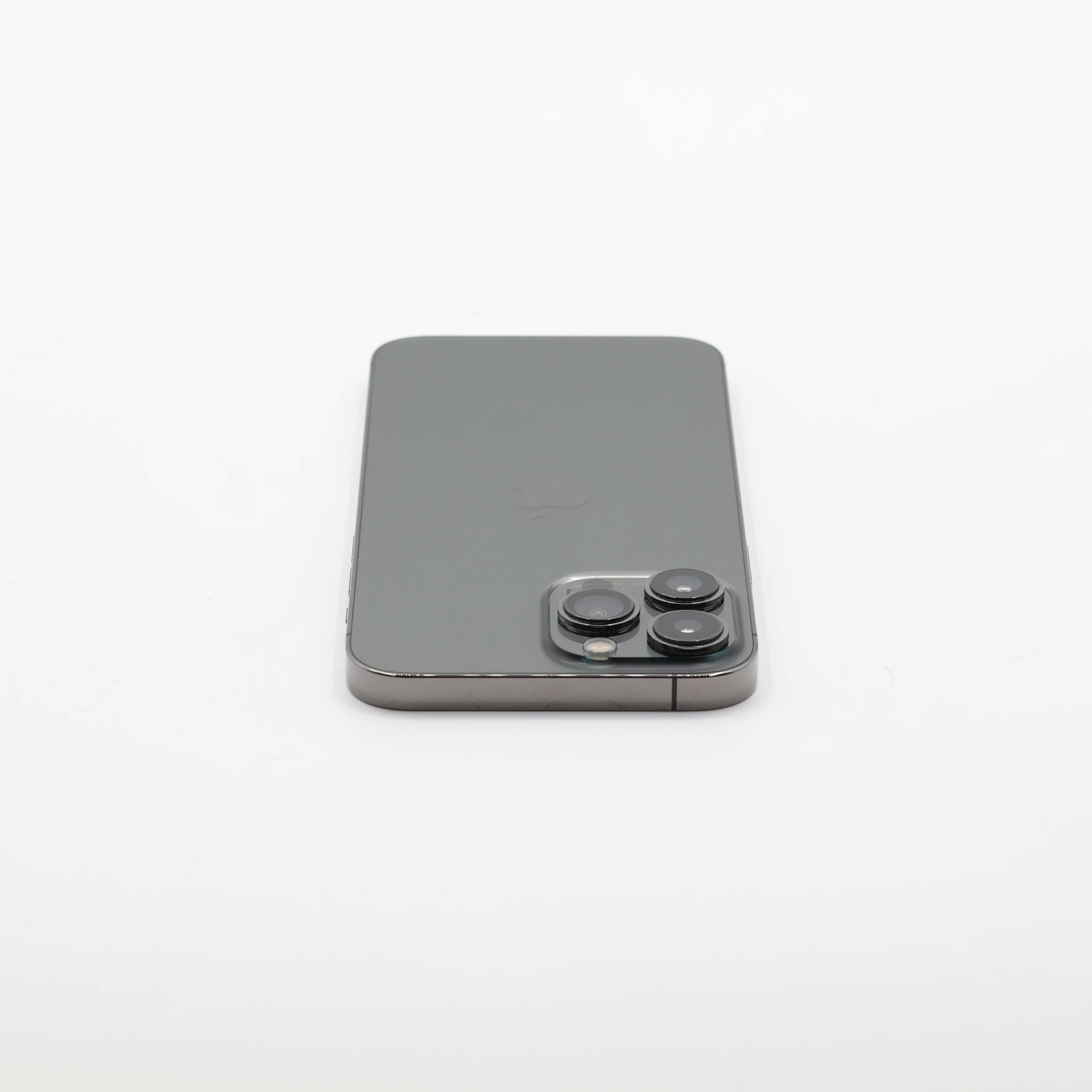 + Ajándékkal és 1 év garanciával! Felújított iPhone 13 Pro Max 512 GB Graphite