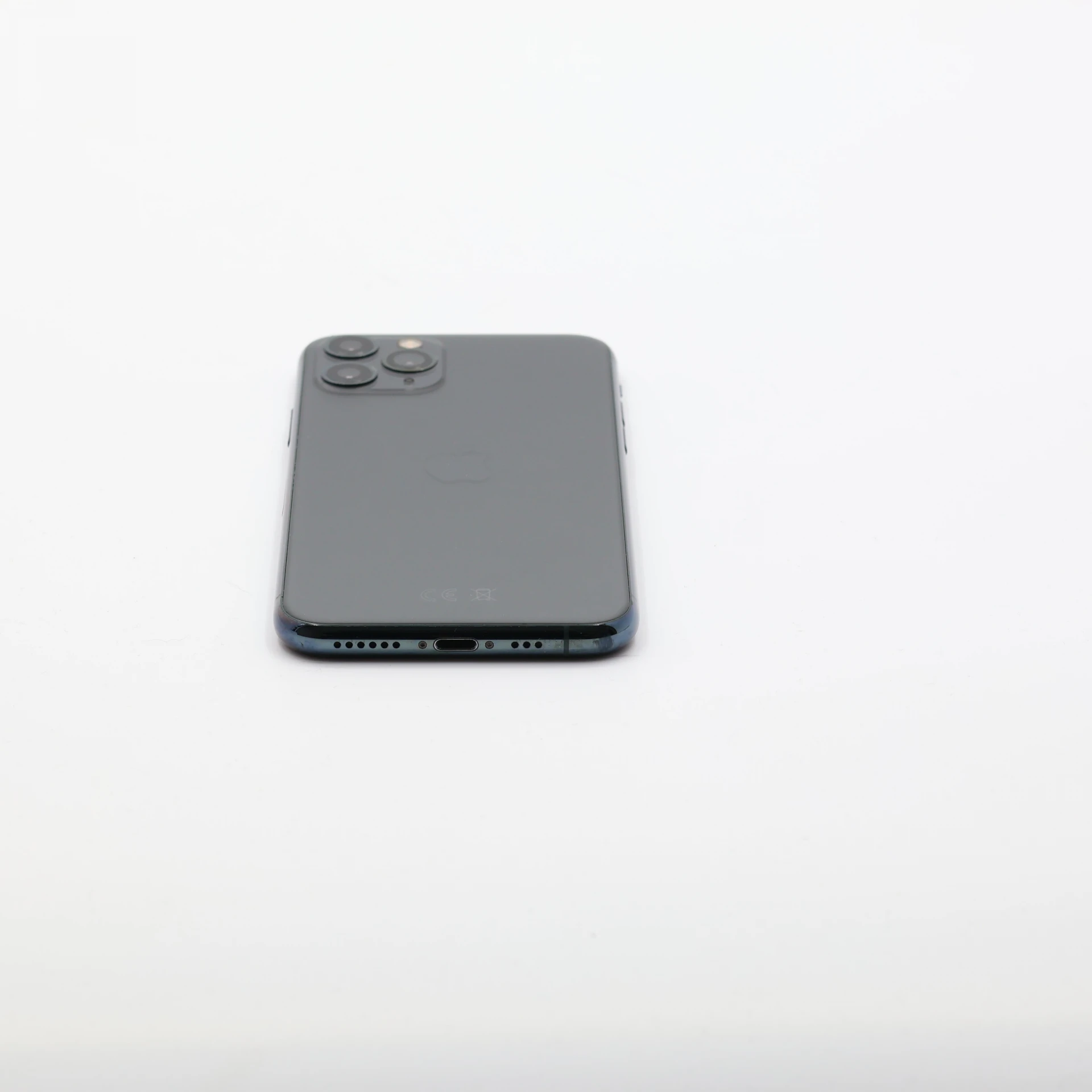 + Ajándékkal és 1 év garanciával! Felújított iPhone 11 Pro 64 GB Graphite