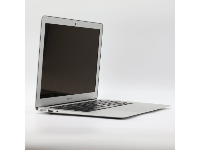 1 év garanciával! Felújított Apple Macbook AIR i5 2015 128 GB Silver