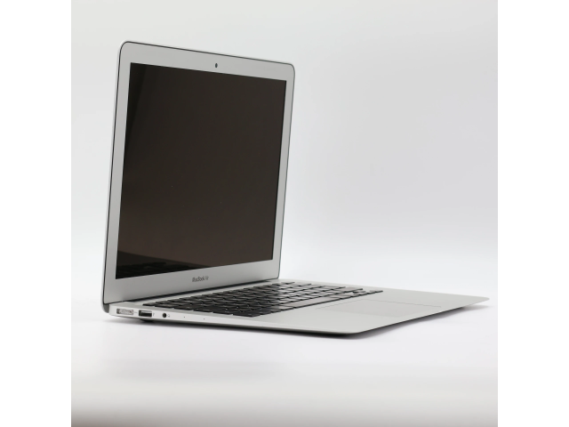 1 év garanciával! Felújított Apple Macbook AIR i5 2015 128 GB Silver