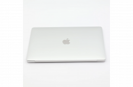 1 év garanciával! Felújított Apple Macbook AIR i5 2018 256 GB Silver