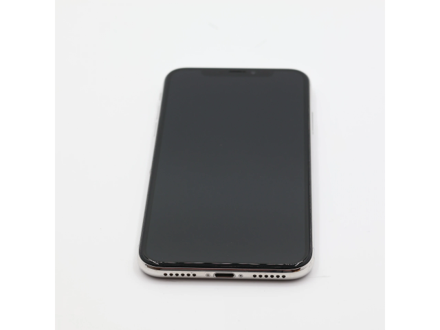 + Ajándékkal és 1 év garanciával! Felújított iPhone X 64 GB Silver
