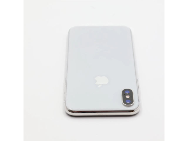 + Ajándékkal és 1 év garanciával! Felújított iPhone X 64 GB Silver