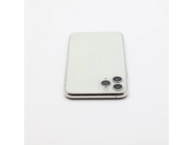+ Ajándékkal és 1 év garanciával! Felújított iPhone 11 Pro 256 GB Silver