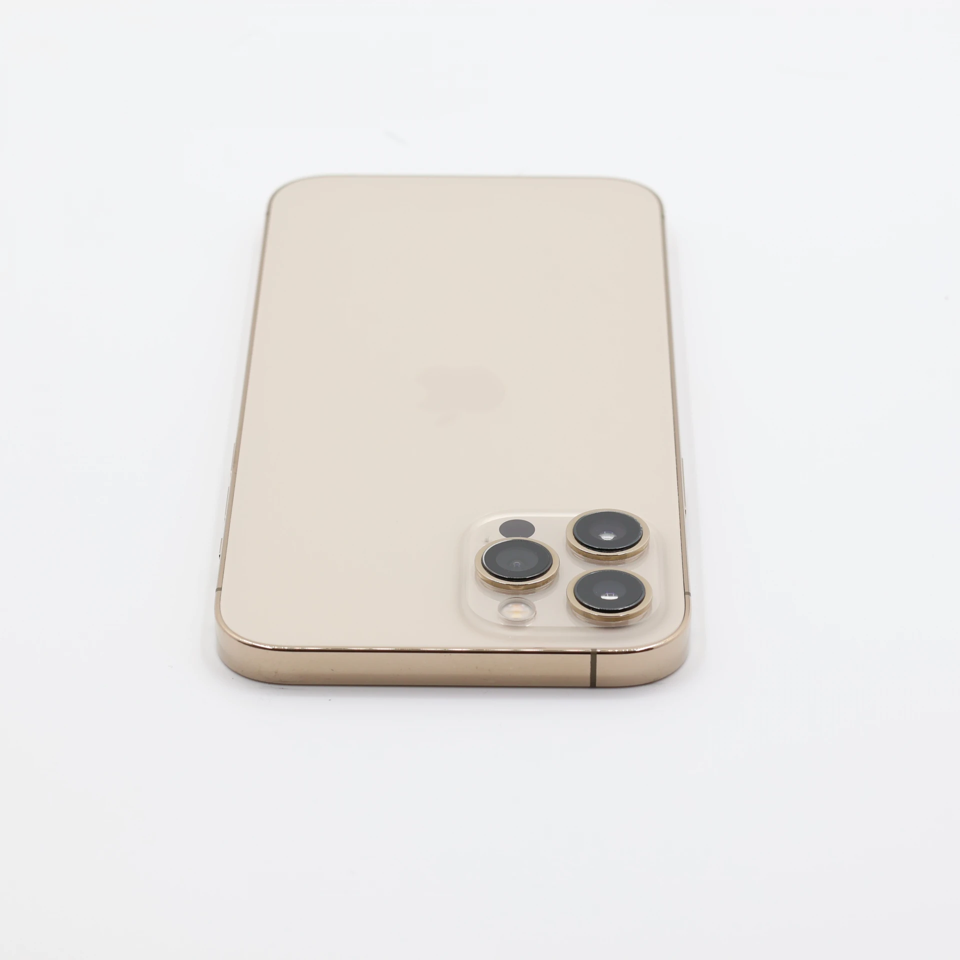 + Ajándékkal és 1 év garanciával! Felújított iPhone 12 Pro Max 128 GB Gold