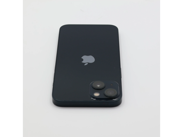 + Ajándékkal és 1 év garanciával! Felújított iPhone 13 128 GB Midnight