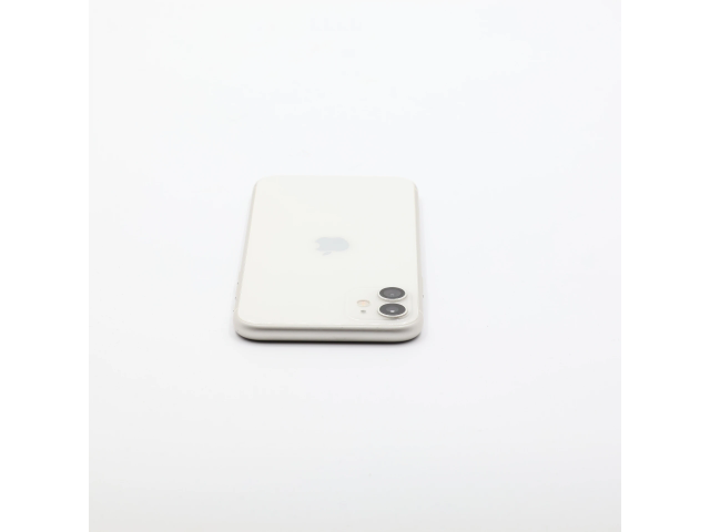 + Ajándékkal és 1 év garanciával! Felújított iPhone 11 64 GB White