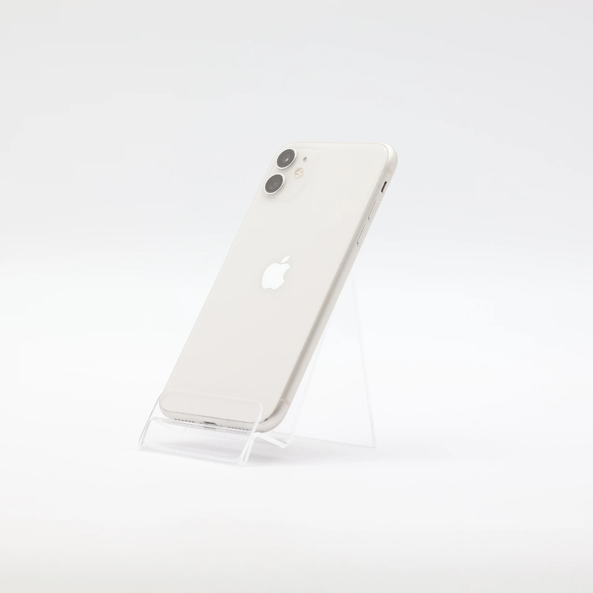 + Ajándékkal és 1 év garanciával! Felújított iPhone 11 64 GB White
