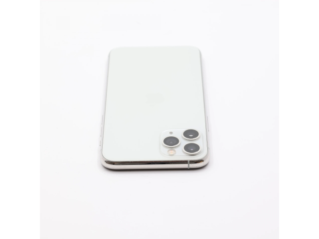 + Ajándékkal és 1 év garanciával! Felújított iPhone 11 Pro 256 GB Silver