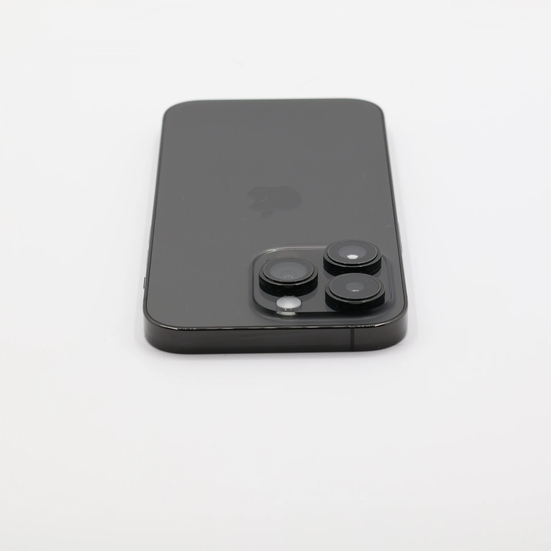 + Ajándékkal és 1 év garanciával! Felújított iPhone 14 Pro 128 GB Graphite