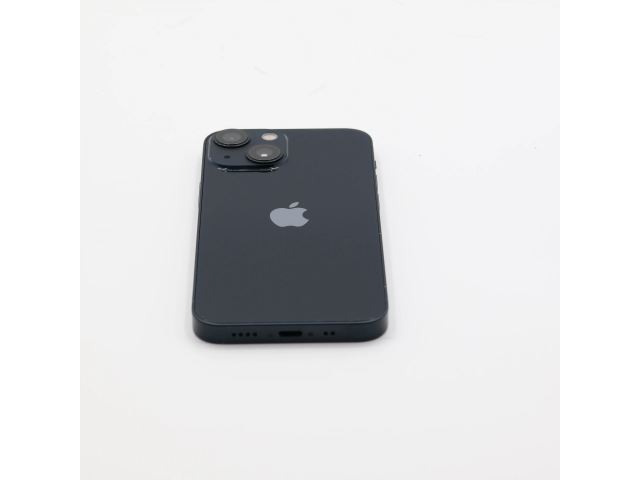 + Ajándékkal és 1 év garanciával! Felújított iPhone 13 Mini 128 GB Midnight