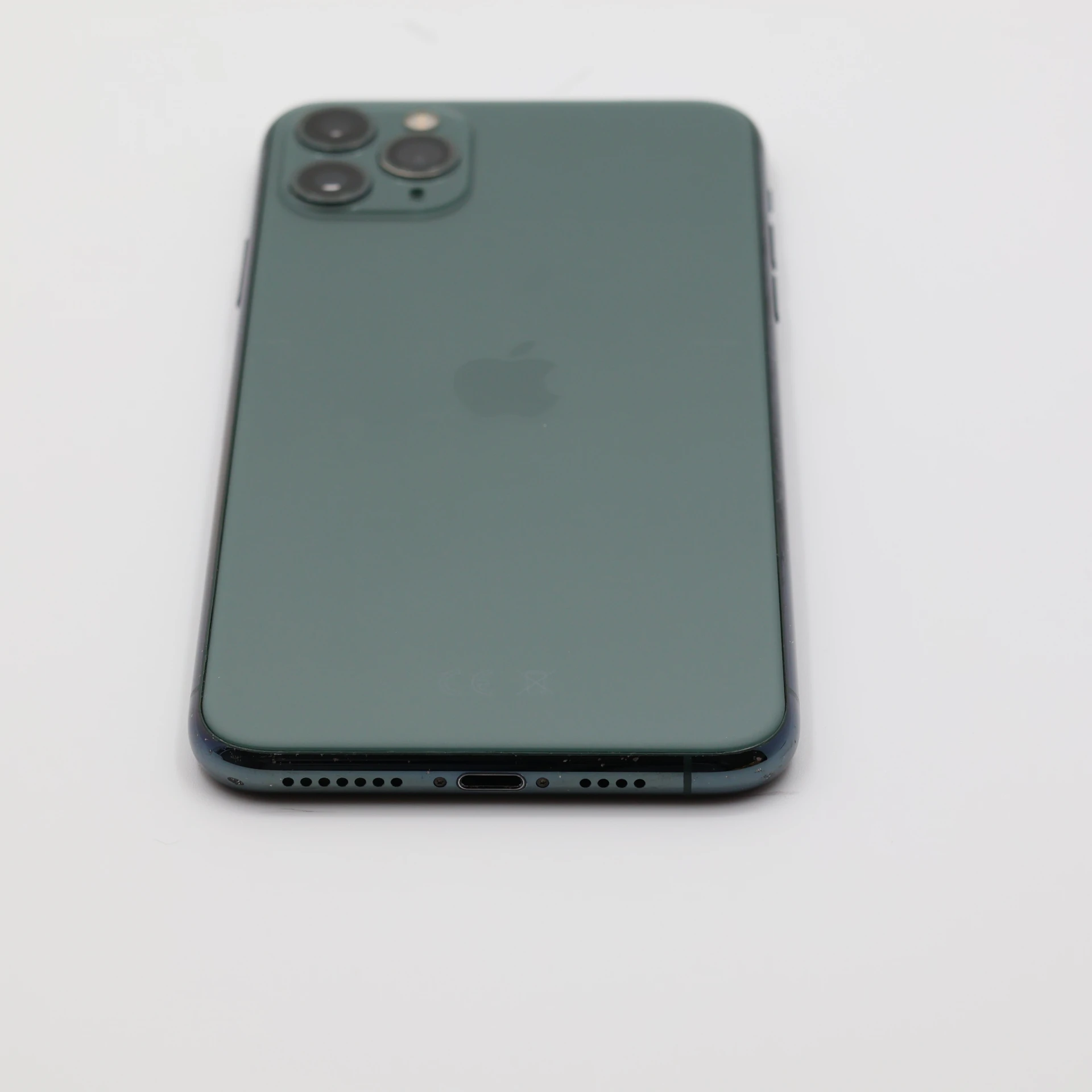 + Ajándékkal és 1 év garanciával! Felújított iPhone 11 Pro Max 64 GB Midnight Green