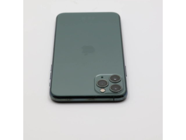 + Ajándékkal és 1 év garanciával! Felújított iPhone 11 Pro Max 64 GB Midnight Green