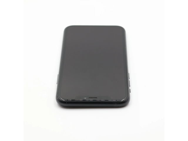+ Ajándékkal és 1 év garanciával! Felújított iPhone XR 64 GB Black