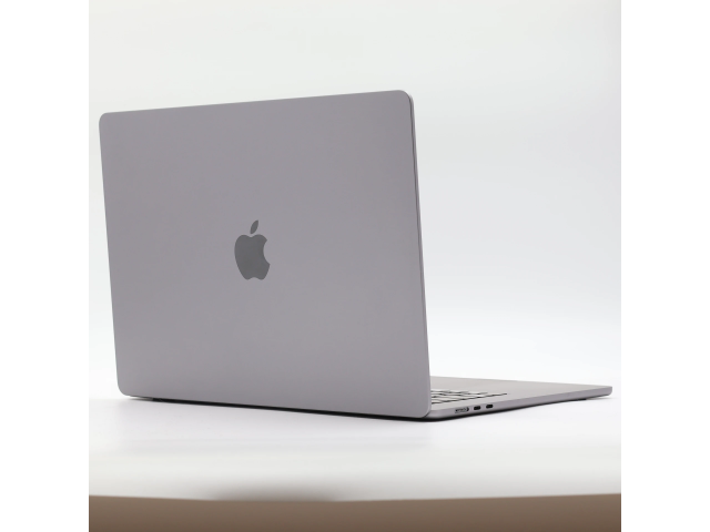1 év garanciával! Felújított Apple Macbook AIR M3 2023 512 GB Space Gray