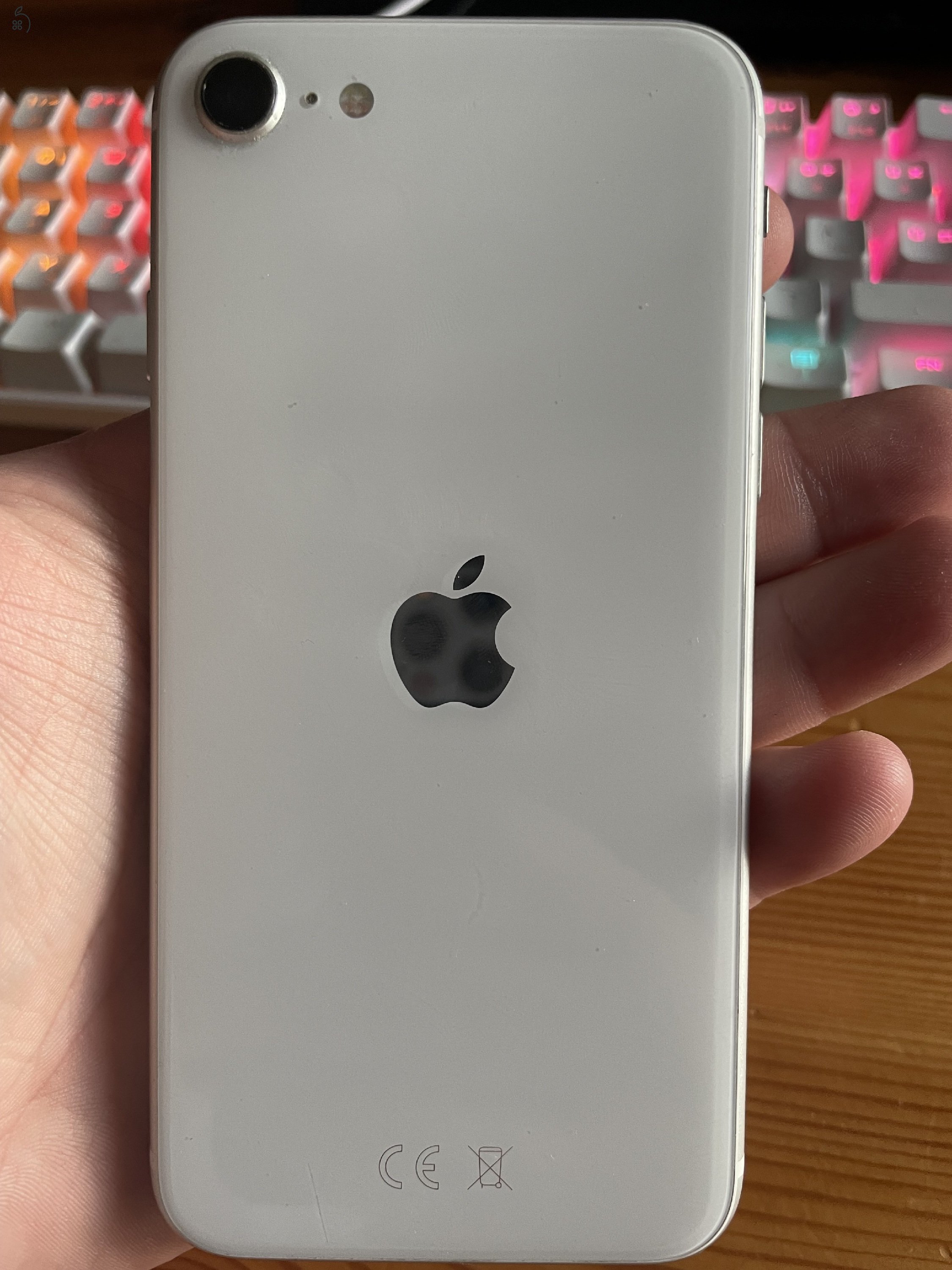 Iphone se (2020)