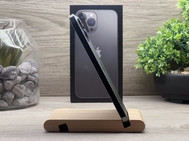 Hibátlan iPhone 13 Pro Max Graphite 256GB 2 ÉV Garanciával Számlával 93% Akku