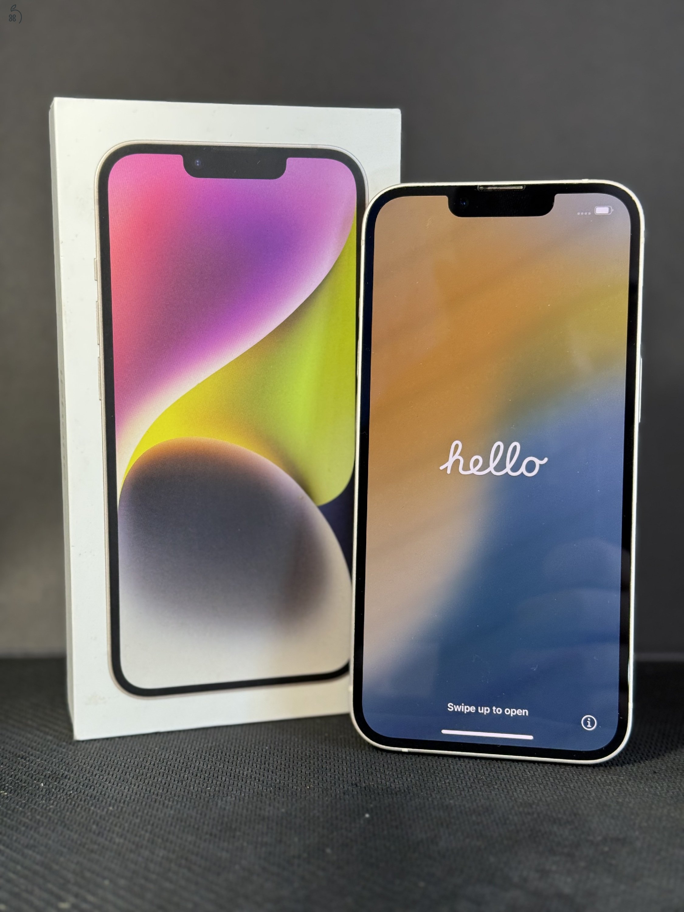 iPhone 14 Starlight