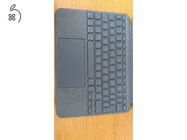 iPad Air 5 wifi 64gb + Apple Pencil 2 + Logitech combo Touch billentyüzet